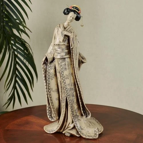 Détail de Sculpture de Table Geisha Femme Japonaise Touch of Class