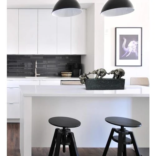 Zoom sur Sculpture FeinKnick, Éléphant Décoratif, Liens Familiaux
