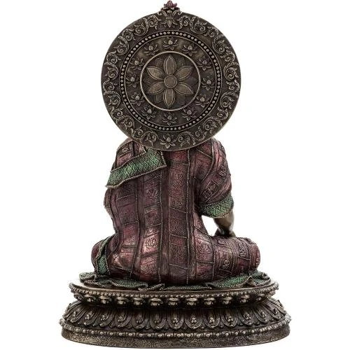 Zoom sur Sculpture Bouddha Sakyamuni, Décoration Navire, Francescaskitchen