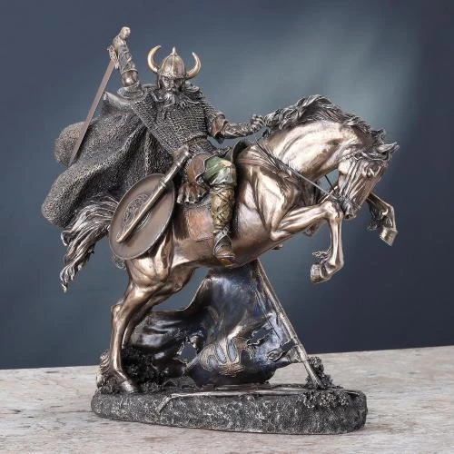 Zoom sur Statue Guerrier Viking Veronese Design, Sculpture Cheval