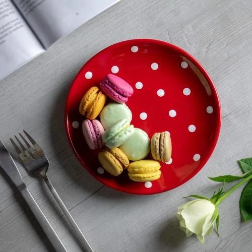 Zoom sur City To Cottage, Assiette Dessert Rouge Pois Blancs