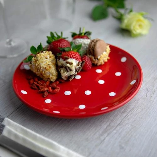 Détail de City To Cottage, Assiette Dessert Rouge Pois Blancs
