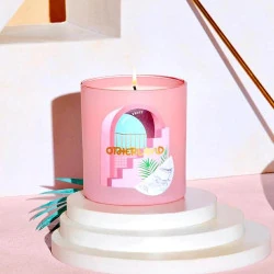 Otherland Bougie parfumée prune, aromathérapie luxe, végétalienne en situation