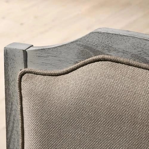 Zoom sur Chaises salle à manger bois, pieds tournés, blanc vieilli