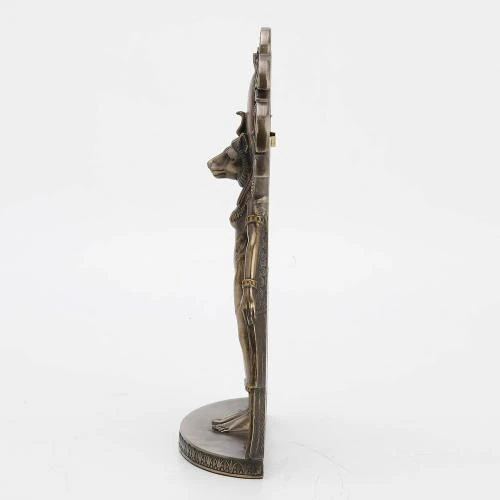 Zoom sur Statue Murale Sekhmet Déesse Guerrière Ailée Veronese Design