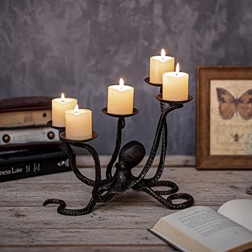 Zoom sur Bougeoir Pieuvre, Chandeliers Gothiques, Décoration Halloween