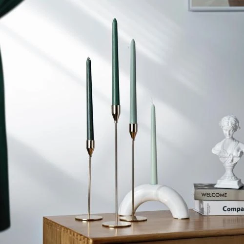 Zoom sur Bougies coniques parfumées, cire de soja, décoration intérieure, vertes