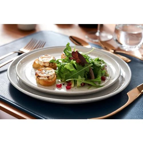 Détail de Assiette plate STAUB truffe blanche, céramique anti-rayures