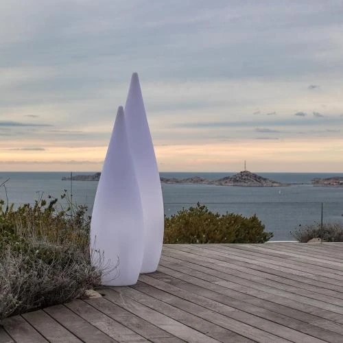 Détail de Lampadaire LED blanc extérieur, Lumisky, éclairage puissant