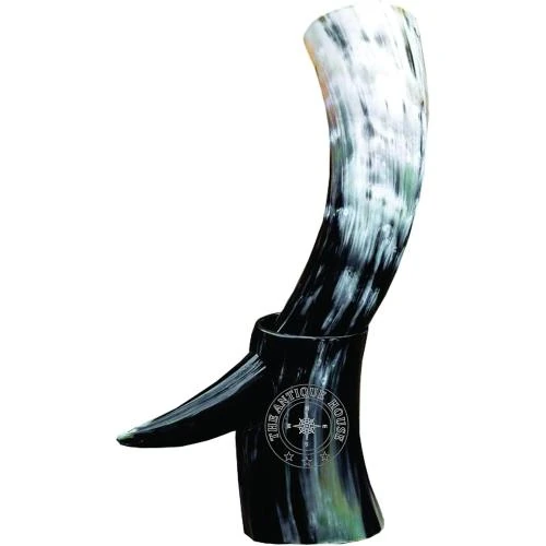 Zoom sur Corne à boire antique, support, style viking, cadeau Noël